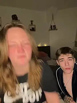 Maryjane-Spidermann live sex cam