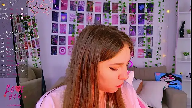 Moon__Bunny live sex cam
