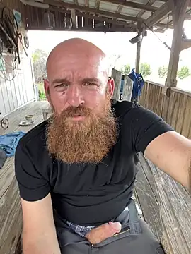 32XRedBeard live sex cam