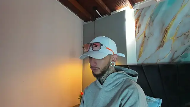 axel_valtier live sex cam