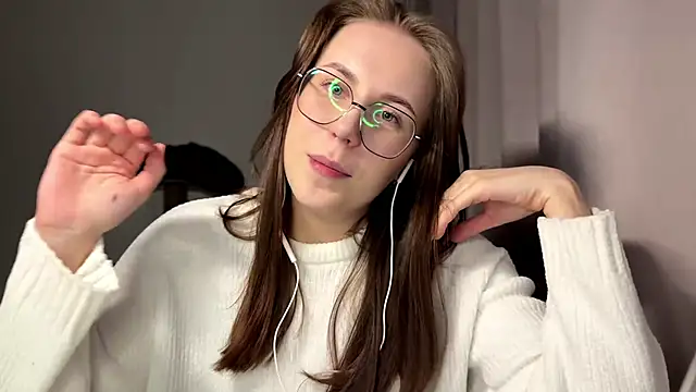 JanelleCourville live sex cam