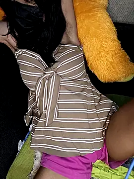 emali_baba's cam snapshot