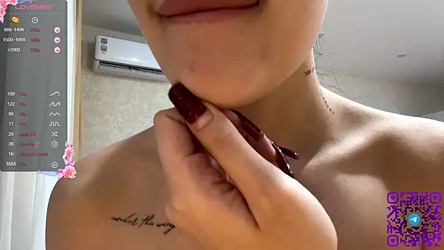 AuraJefcoat live sex cam