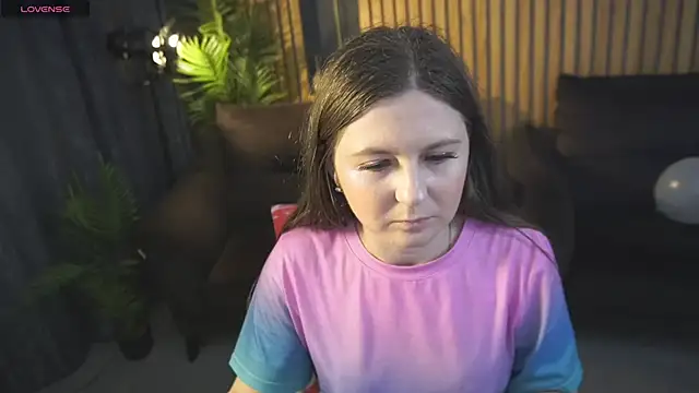 CraveeDoll's cam snapshot