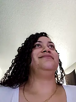 honeeyyy_pot's cam snapshot