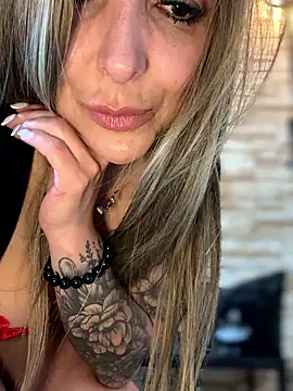 _Abril-Office1 live sex cam