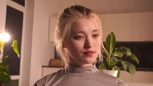 EleniRoeber live sex cam