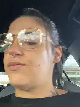 SafeinouterSpace live sex cam