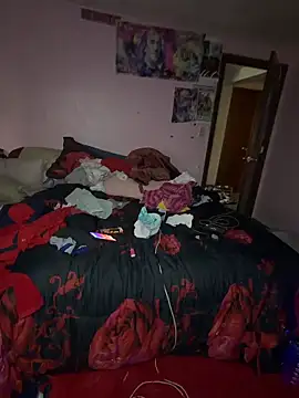 Milfshortcakes's cam snapshot