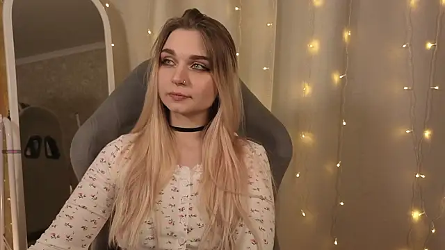 lucylucious's cam snapshot