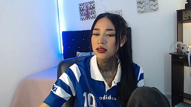 lyam_ebony_'s cam snapshot