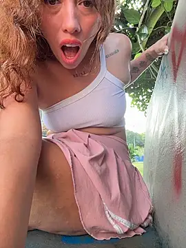 roxyrougee's cam snapshot