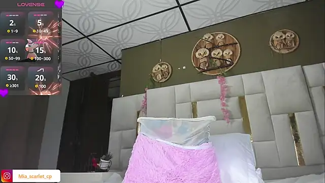 Mia_scarlet69 live sex cam