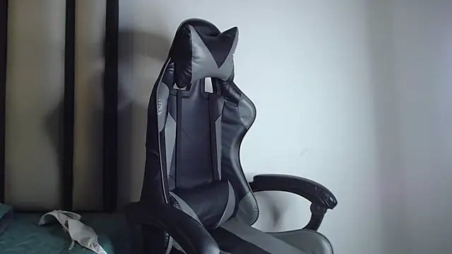 Sharlo_Alvarez's cam snapshot