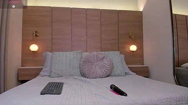 Alessia_Gold's cam snapshot