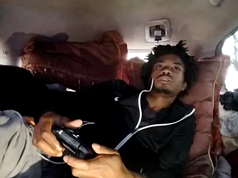 SlimeCrownzOut5's cam snapshot