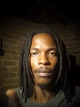 Thatohatsi10140's cam snapshot