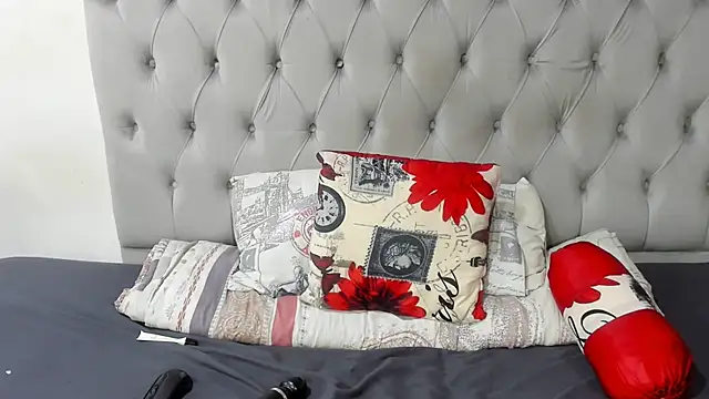 DarkBubble09's cam snapshot