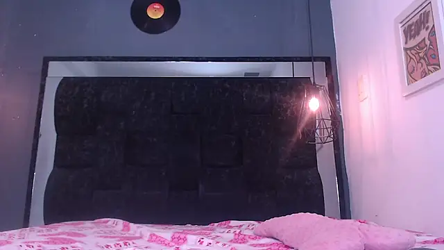 AndreaGil_ live sex cam