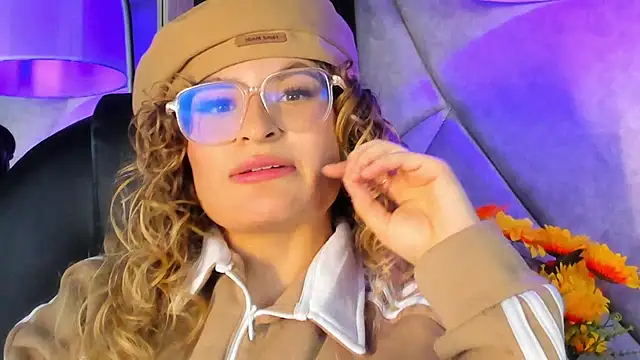 Emili_Rousee_ live sex cam