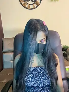 its_ur_flora's cam snapshot