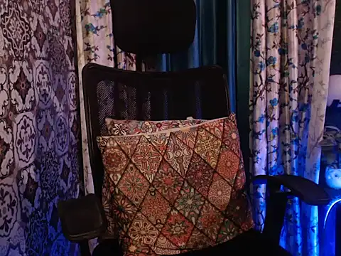 The_Divine_Love's cam snapshot