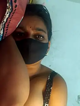 Hotty_Tulip's cam snapshot