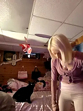 BeautifulFire23's cam snapshot