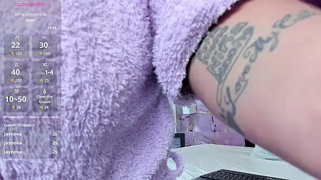 arianna_sweeg live sex cam