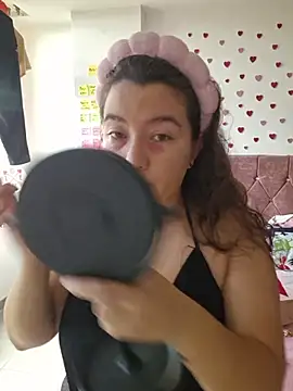 annyaparis's cam snapshot