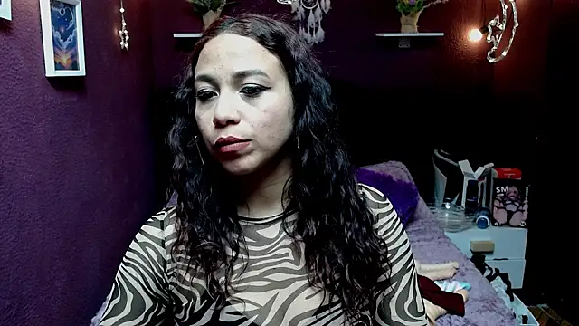 monika_256's cam snapshot