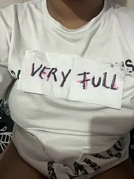 Brunette_Dirty_0limits's cam snapshot