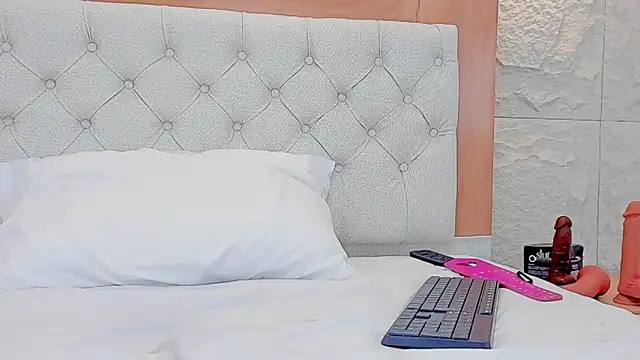 MILEY_JOAS2's cam snapshot