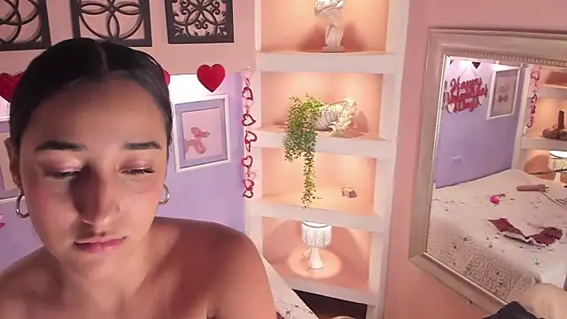 IsabellaaHill_'s cam snapshot