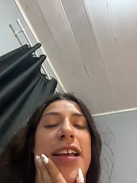 HelliRosa's cam snapshot