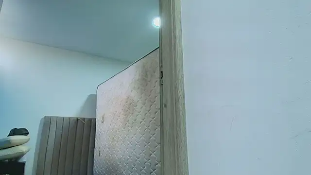 thomas_gun live sex cam