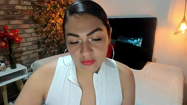 AGATHA_GREY_'s cam snapshot