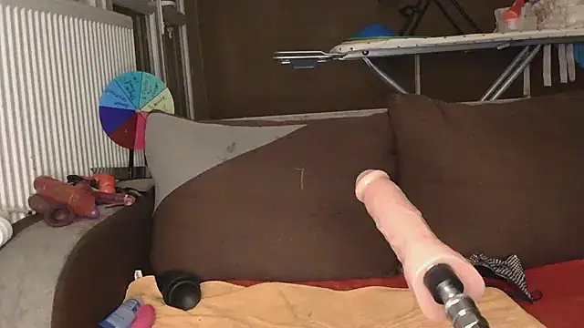 liloucamchaudee's cam snapshot