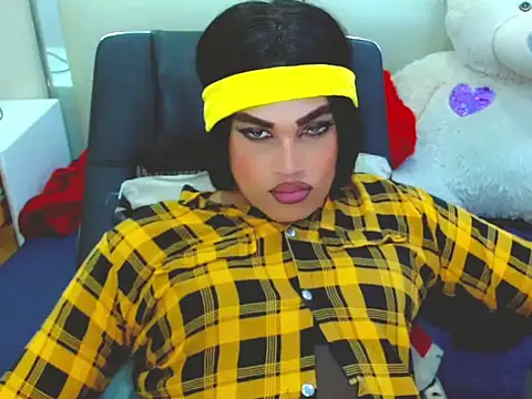 NharaBigCock live sex cam