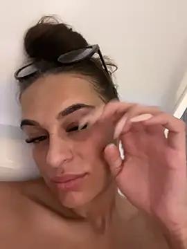 Miss-Bonniex's cam snapshot