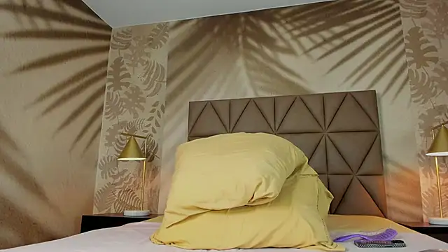 Scarleett_22 live sex cam