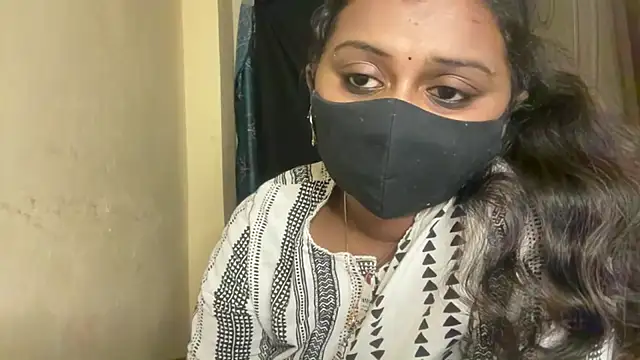 Tanuja-Sexy's cam snapshot