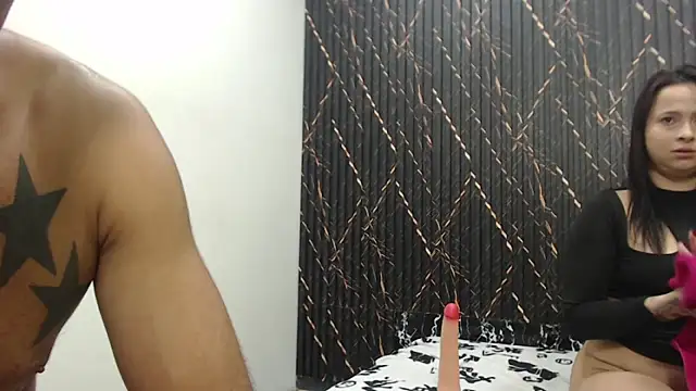 ValentinaAndHarry's cam snapshot