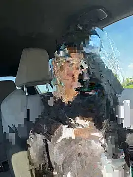 SafeinouterSpace's cam snapshot