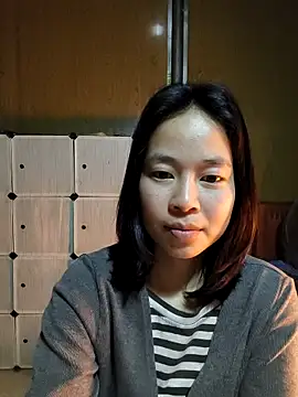 Cat-meow live sex cam