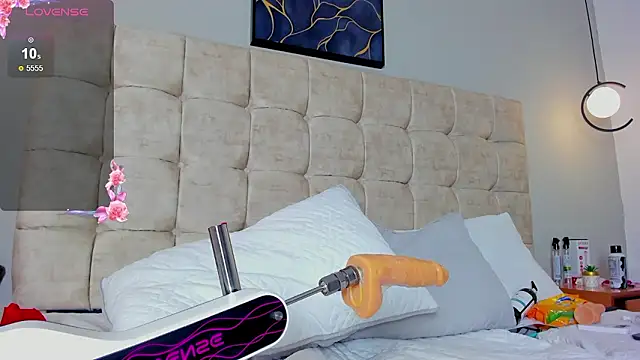 twink_royale18 live sex cam