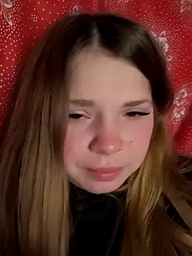 Zuli_Kiska live sex cam