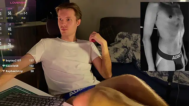 Leonnextdoor live sex cam