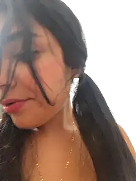 Sweed-virgin-pussy live sex cam