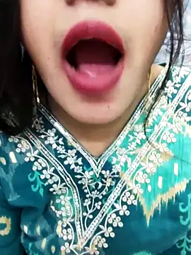 Sania-Love live sex cam